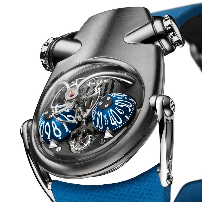 MB&F HM10 Bulldog Ti (GPHG 2020)